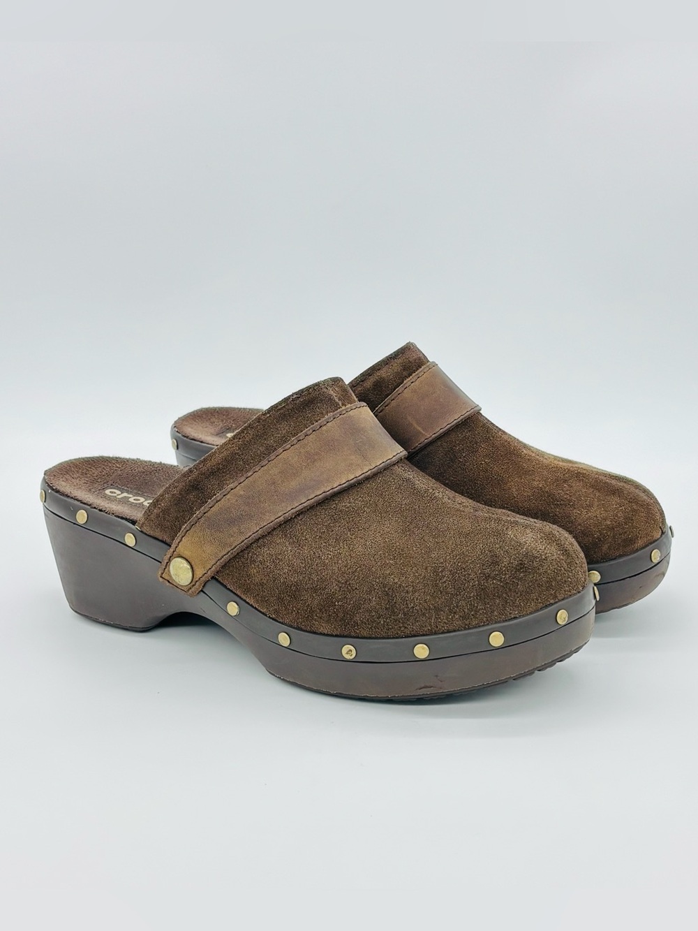 Crocs Cobbler Chunky Platform Mules Womens 9 Brown Suede Y2K Boho Granola Indie